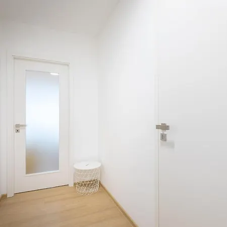 Apartment Rasl House *