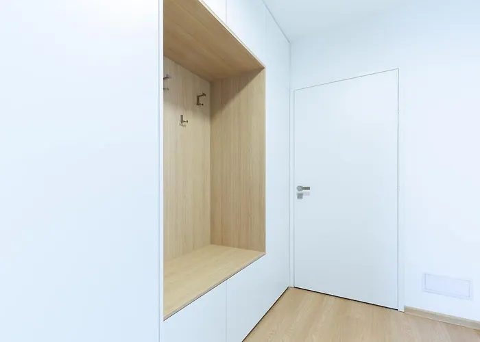 דירה Rasl House